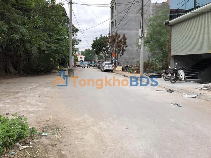 Bán Gấp Đất Kinh Doanh Đông Ngạc 42m² - Ô Tô Tránh, Vỉa Hè Rộng