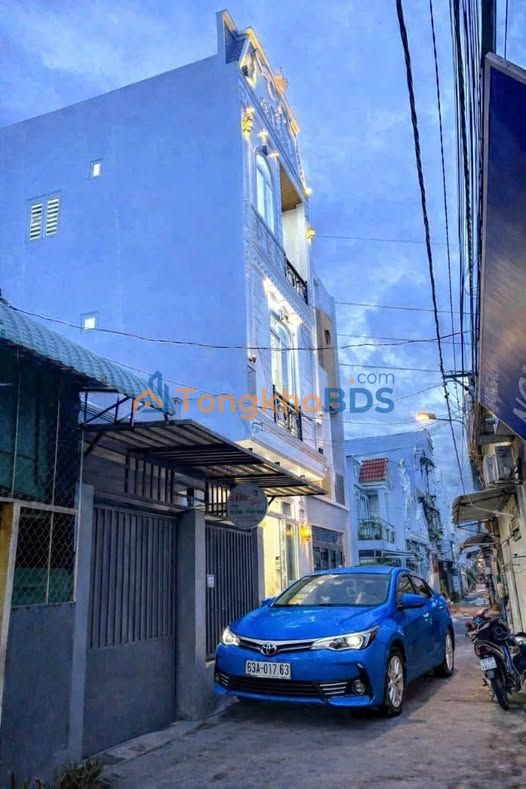 Nhà 2 lầu đúc 40m² Ninh Kiều, Cần Thơ - Sổ hồng hoàn công, tặng nội thất