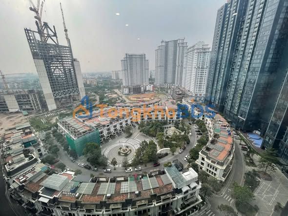 Chung cư Sunshine City Ciputra 73m² - Sổ đỏ sang tên, view Quảng trường 8.2 tỷ