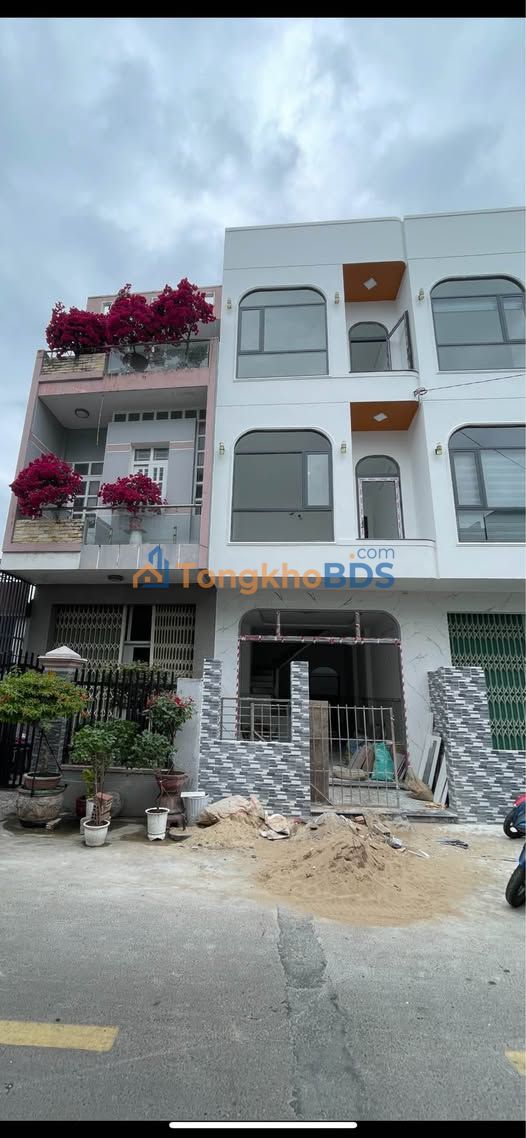 Nhà 3 Mê Mặt Tiền Huỳnh Tấn Phát, Quy Nhơn - 47m² Sổ Đỏ Chính Chủ