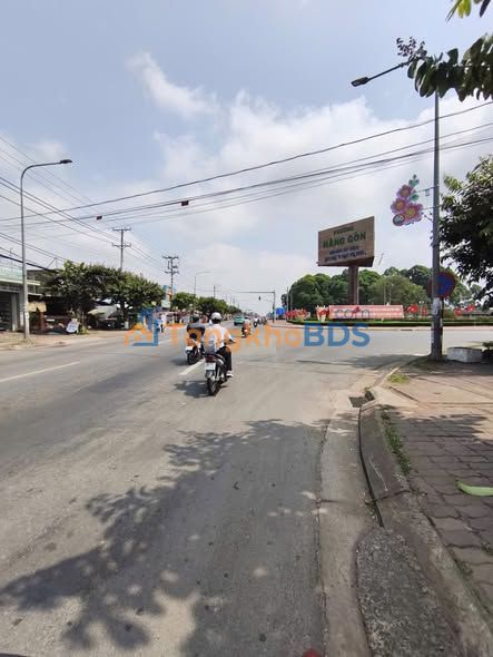 Đất Nền Long Khánh 250m² Sổ Riêng - Giá 900 Triệu Bán Gấp