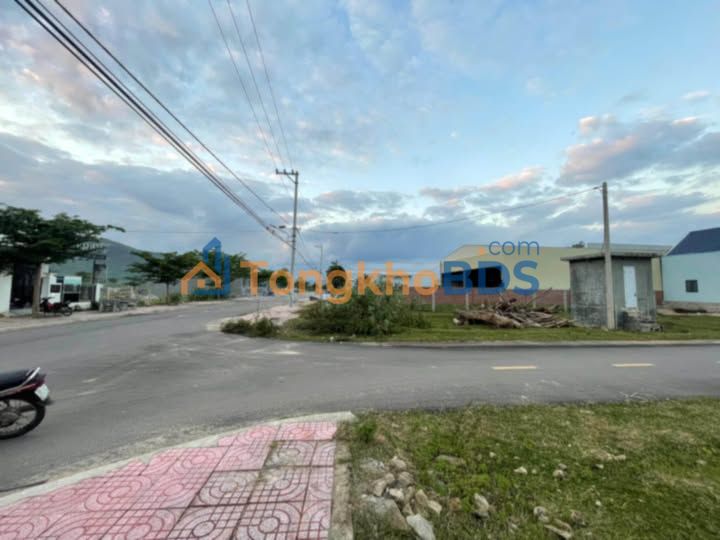 Bán Đất Lô Góc 2 Mặt Tiền Gần Biển Cát Khánh, Phù Cát - 185m²