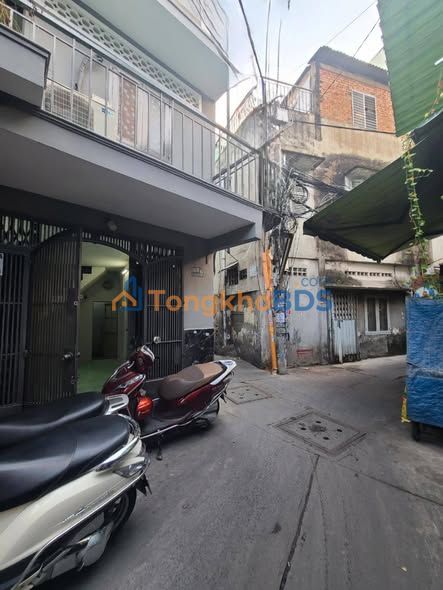 Nhà 2 Mặt Hẻm Quận 10 - 3 Tỷ, Sổ Hồng Chính Chủ