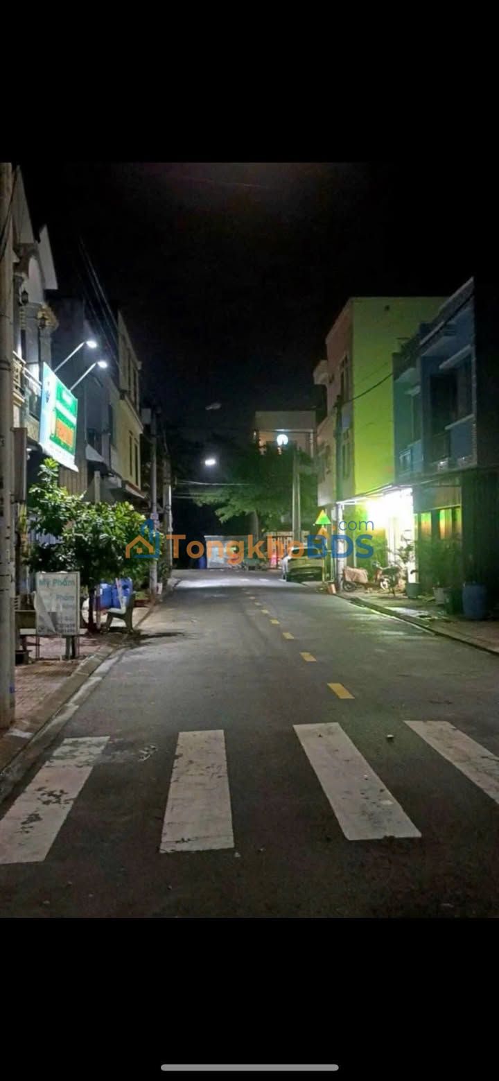 Nhà 3PN 2WC Đường Lê Phong, Dĩ An - Giá 6.5 Triệu/Tháng