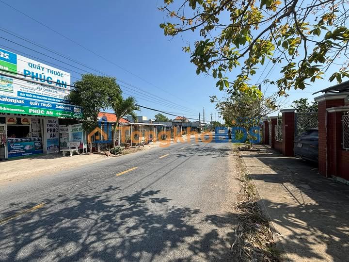 Nhà Mặt Tiền Đường DH2, Gò Công Đông - 72.45m² Giá 2.45 Tỷ, Gần Chợ Bình Ân