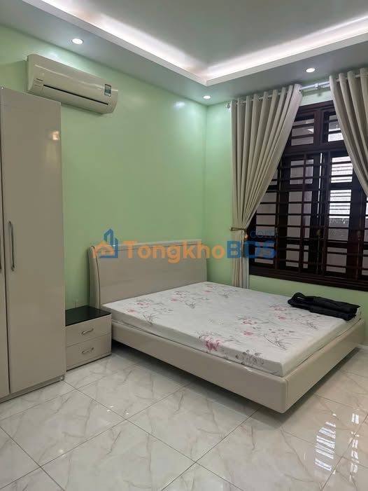 Nhà Phố Trung Tâm Hà Nội 77m² x 5 Tầng - 2 Phút Đến Nhà Hát Lớn