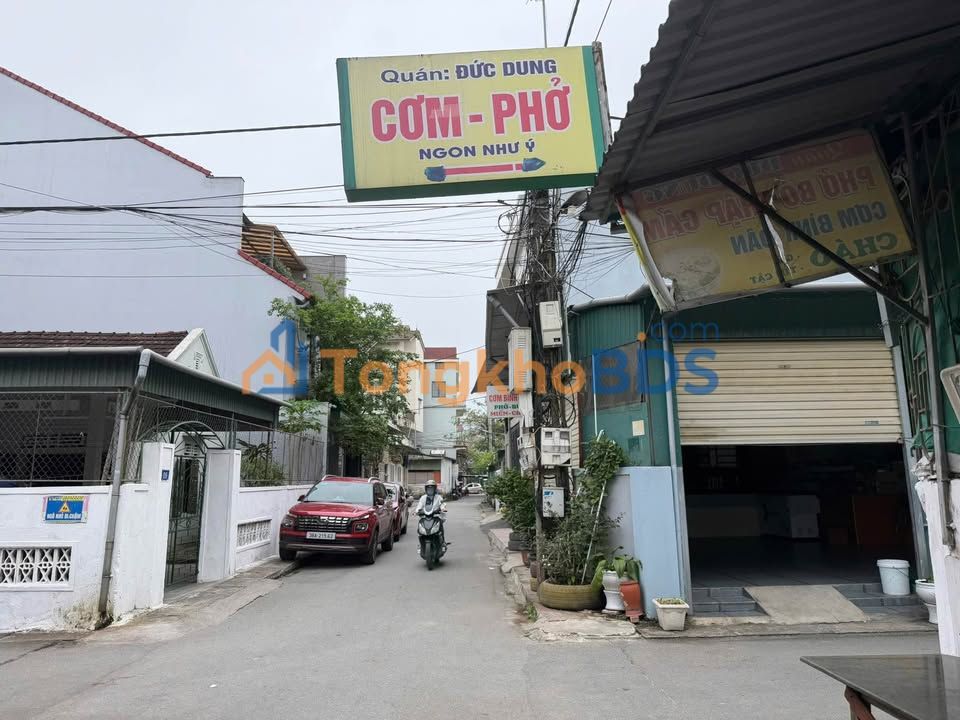 Bán đất tặng nhà C4 mặt tiền kinh doanh, đối diện BV Tỉnh Hà Tĩnh - 130m²