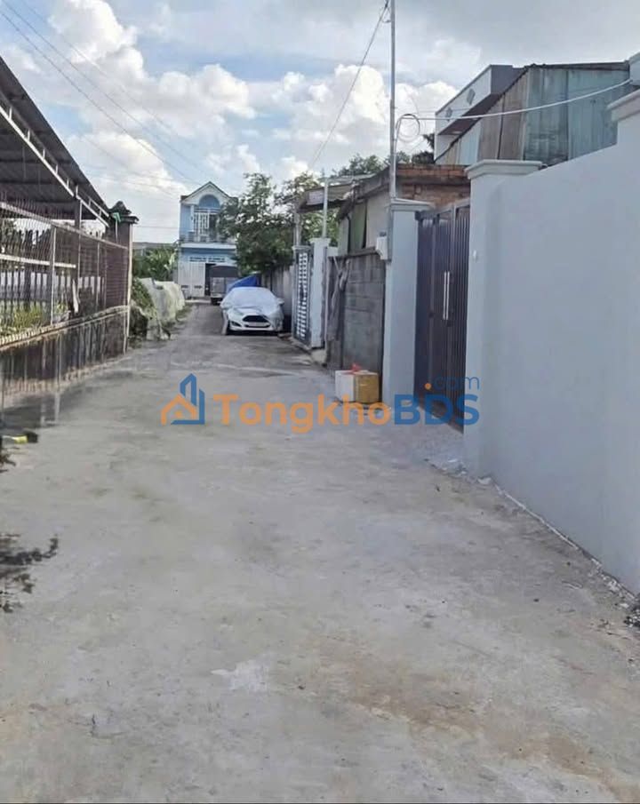 Đất Thổ Cư Hóc Môn 120m² - Gần Chợ, Trường Học, Hẻm Xe Tải