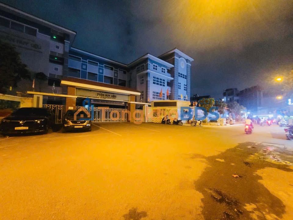 Nhà Mặt Tiền Phan Xích Long, Phú Nhuận - Kinh Doanh Đa Ngành, Dòng Tiền 420 Triệu/Năm