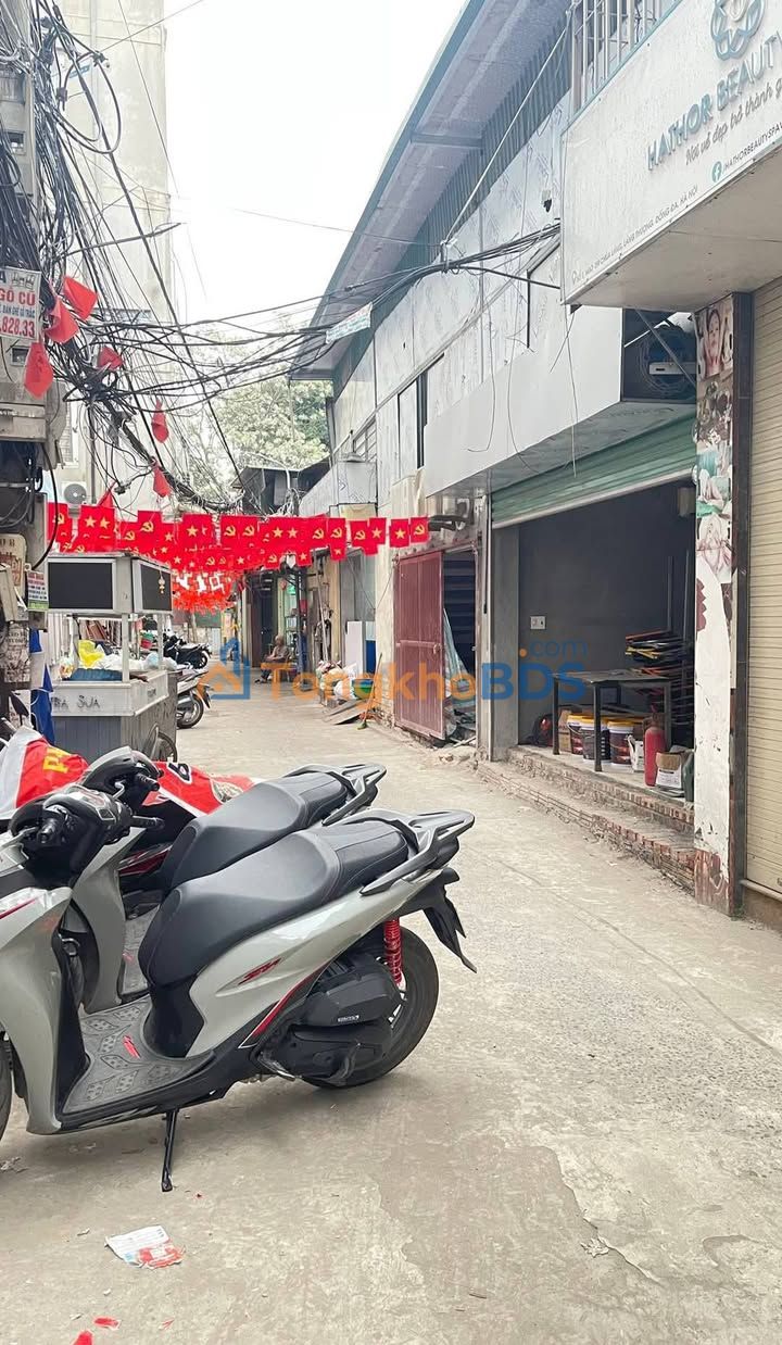 Nhà 53m² 5 Tầng Mặt Tiền 5m Phố Chùa Láng, Đống Đa - 15.8 Tỷ