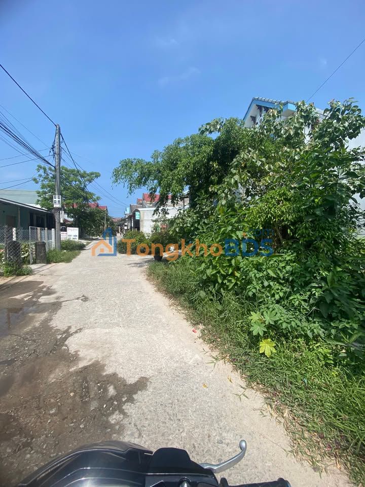 Đất Sổ Hồng Thổ Cư 207m² Thôn 3 Vinh Thanh - Giá 1 Tỷ xx