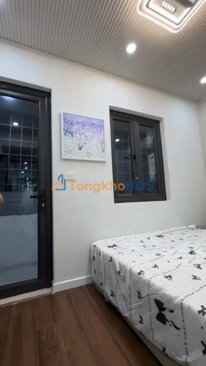 Bán Căn hộ Tập thể Kim Giang 75m² - Sổ đỏ Chính chủ, Ô tô đỗ cửa