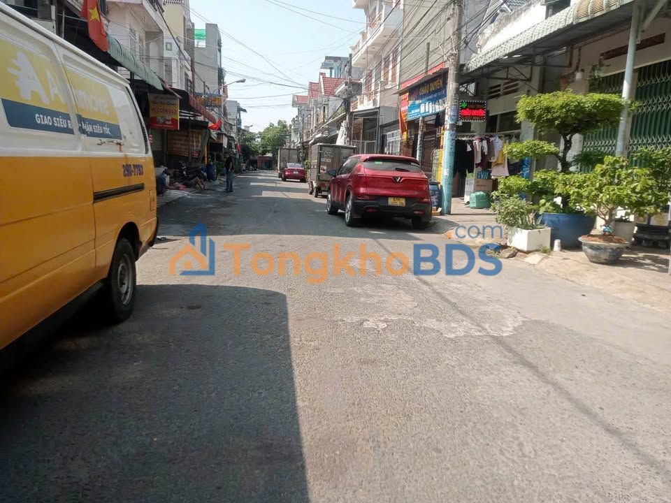 Mặt Tiền Kinh Doanh Dĩ An - 174m² - Dòng Tiền 20 Triệu/Tháng - 7.95 Tỷ