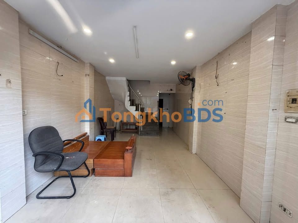 Nhà Phố Kinh Doanh Kim Ngưu, Hai Bà Trưng - 30m², 2 Mặt Tiền, Ô Tô Tránh