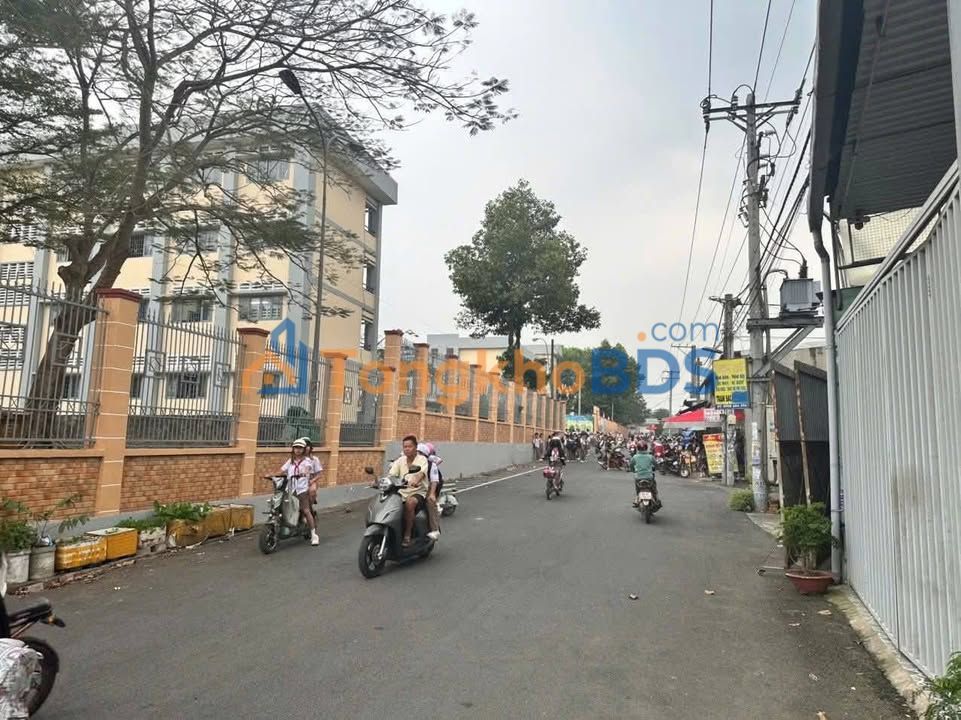 Đất nền Trảng Bom 167m² - Ngay cổng trường, sổ hồng riêng, giá 1 tỷ