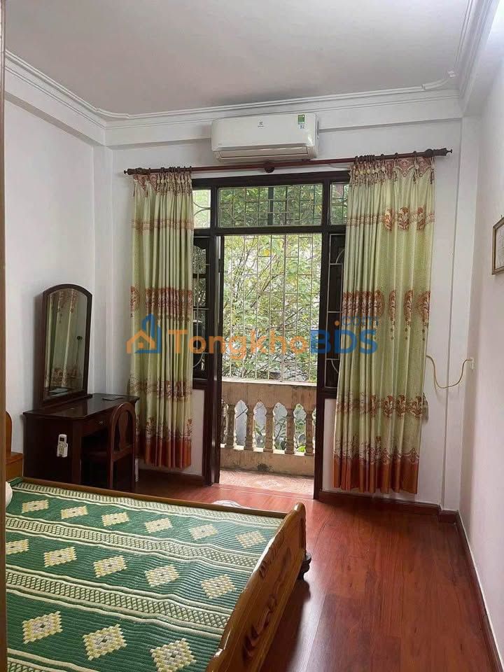 Cho thuê nhà 4 tầng 33m² Kim Giang, Hoàng Mai - 11 Triệu/tháng, Sẵn Ở Ngay