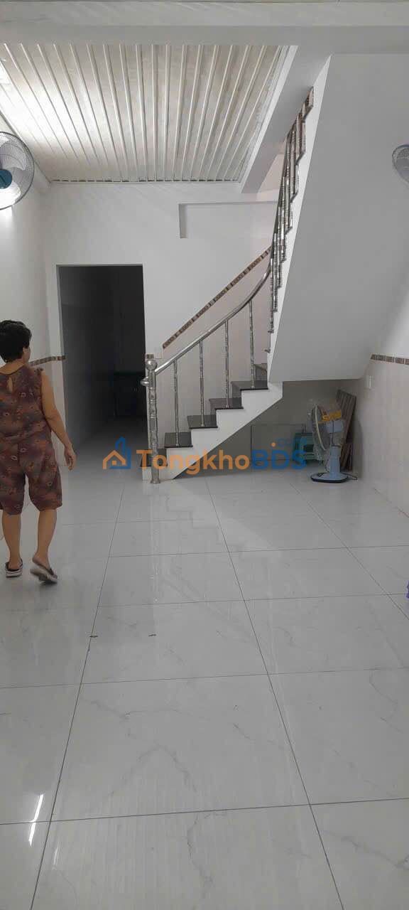 Nhà Cho Thuê 2 Tầng P. Trung Mỹ Tây, Q12 - Kinh Doanh Thuận Tiện