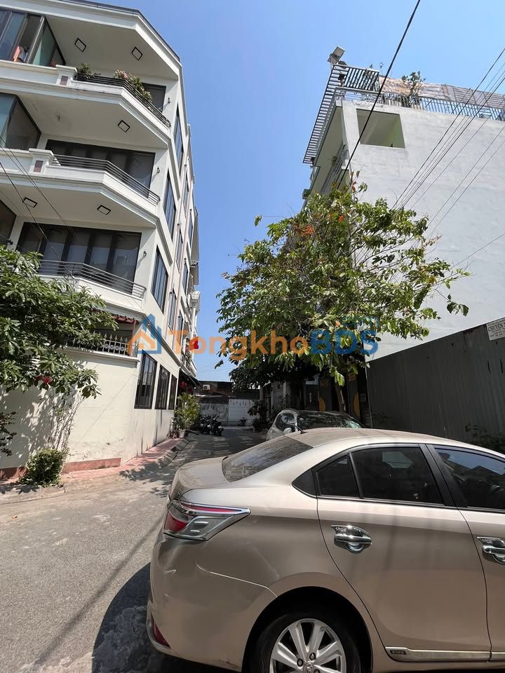 Nhà 4 Tầng Hẻm Xe Tải Tránh, Hiệp Bình Phước, Thủ Đức - Sổ Hồng Riêng