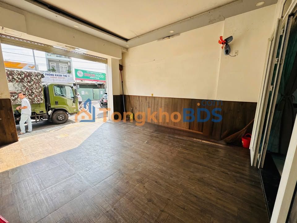 Mặt Tiền Trần Thị Năm Q12 - Kinh Doanh Sầm Uất, Giá 20 Triệu/Tháng