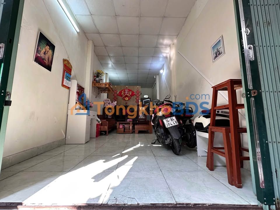 Nhà Cấp 4 Phường Trần Hưng Đạo, Đông Triều 40m² - Sổ Hồng Sẵn Sàng