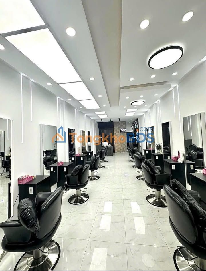 Mặt Tiền Hoàng Diệu Đà Nẵng - 100m² Kinh Doanh Sầm Uất