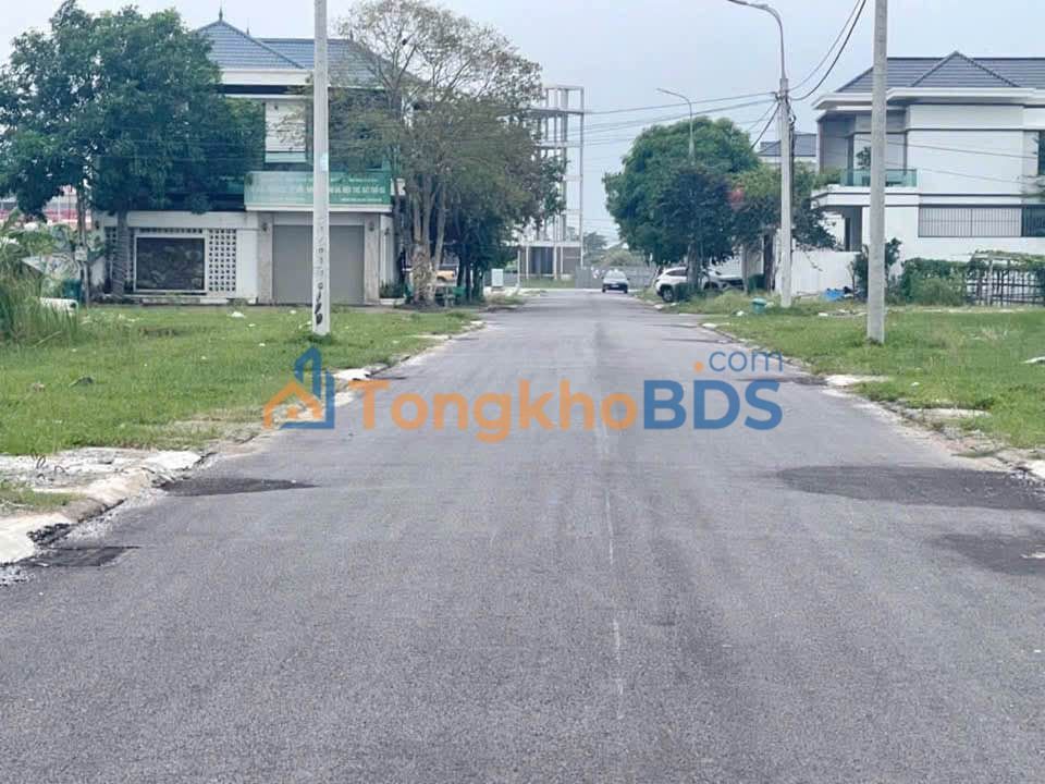 Đất nền Tân Phong - Quảng Xương 100m² Hướng Tây - Sổ đỏ sẵn sàng giao dịch