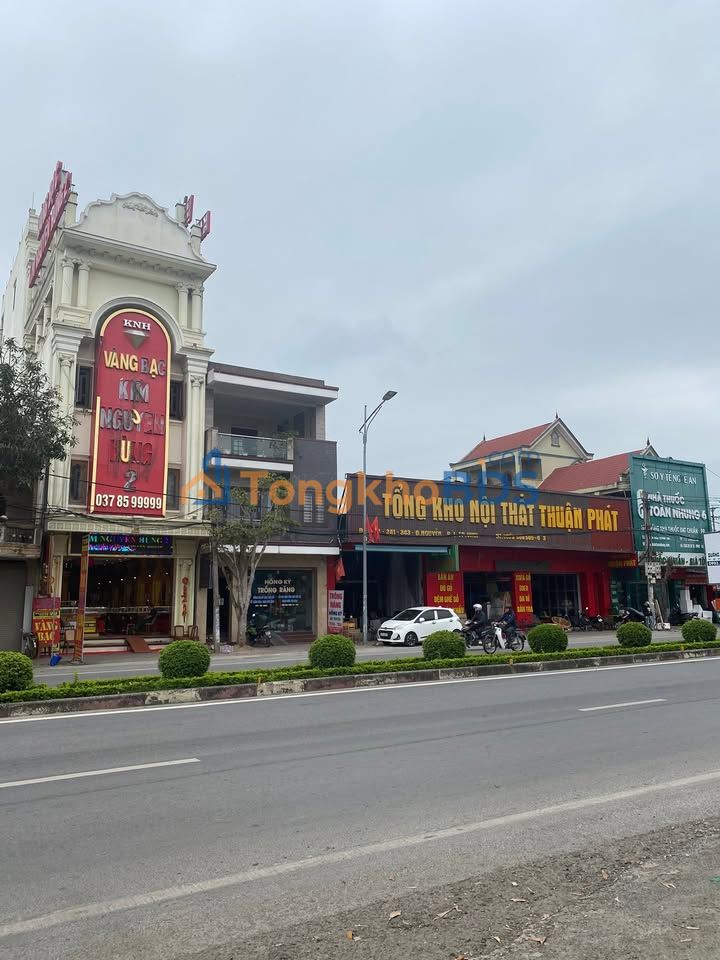 Nhà phố Nguyễn Trãi Vinh 226m² 30tr - Mặt tiền kinh doanh