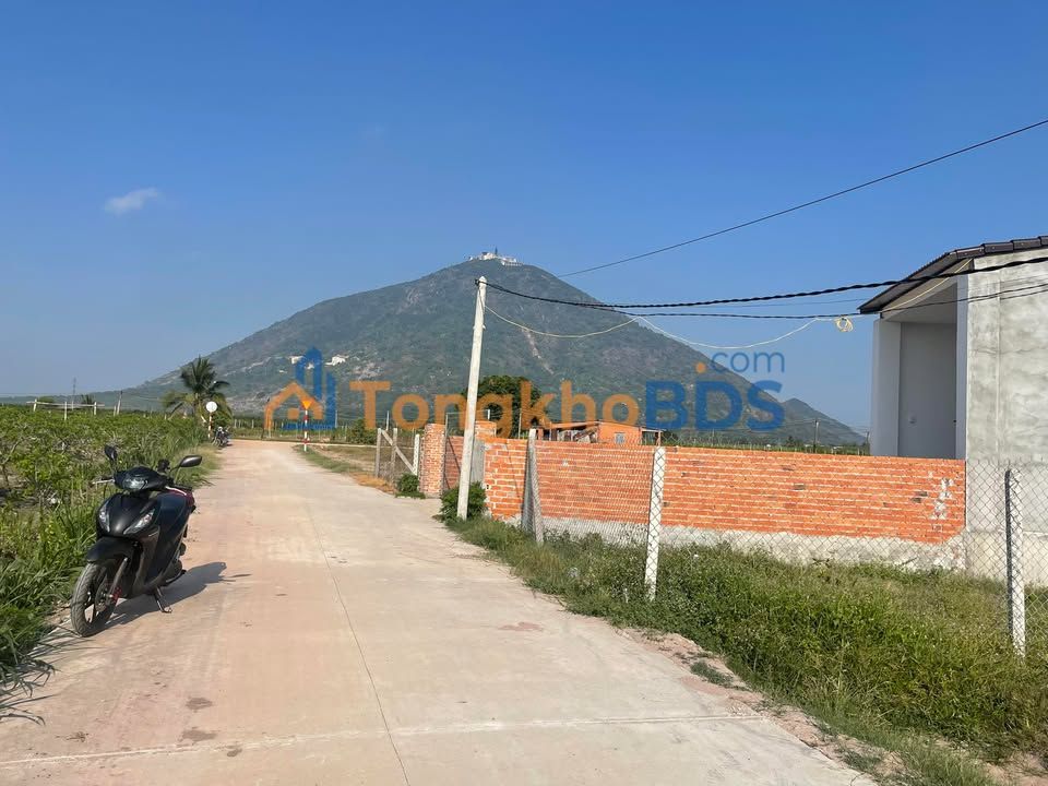 Bán Đất Dương Minh Châu 185m² - Sổ Thổ Cư, View Núi Đẹp