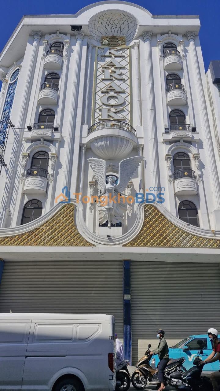 Mặt Tiền Kinh Doanh Tân Bình - Building 8 Tầng Ngang 14m - Dòng Tiền 300 Triệu/Tháng