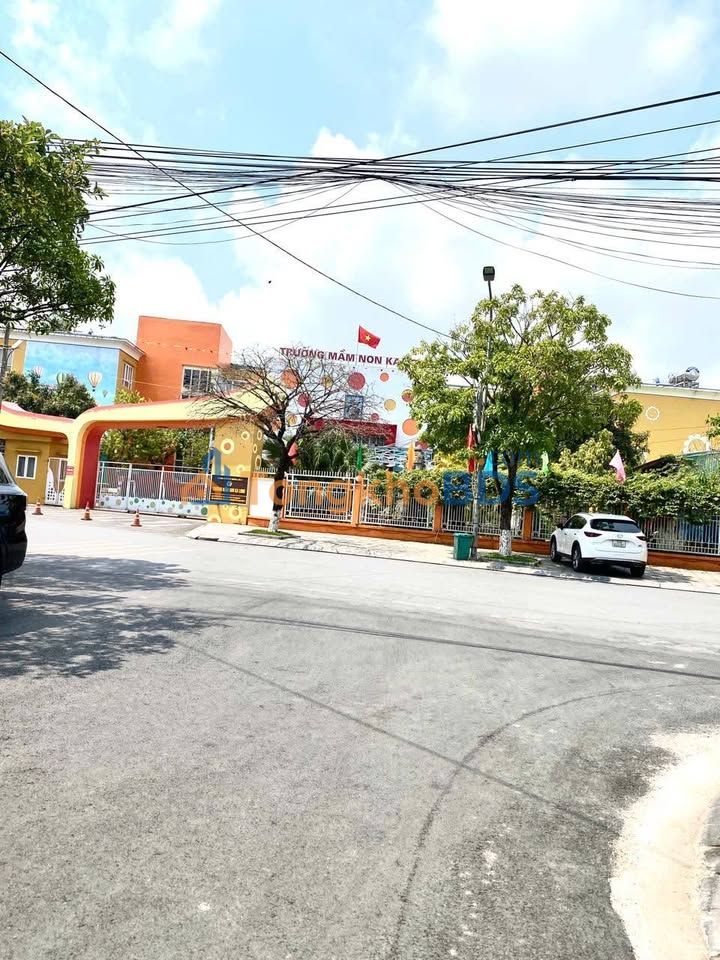 Bán Đất Tặng Nhà Cấp 4 Mặt Tiền 4.5m Phường Ka Long, Móng Cái