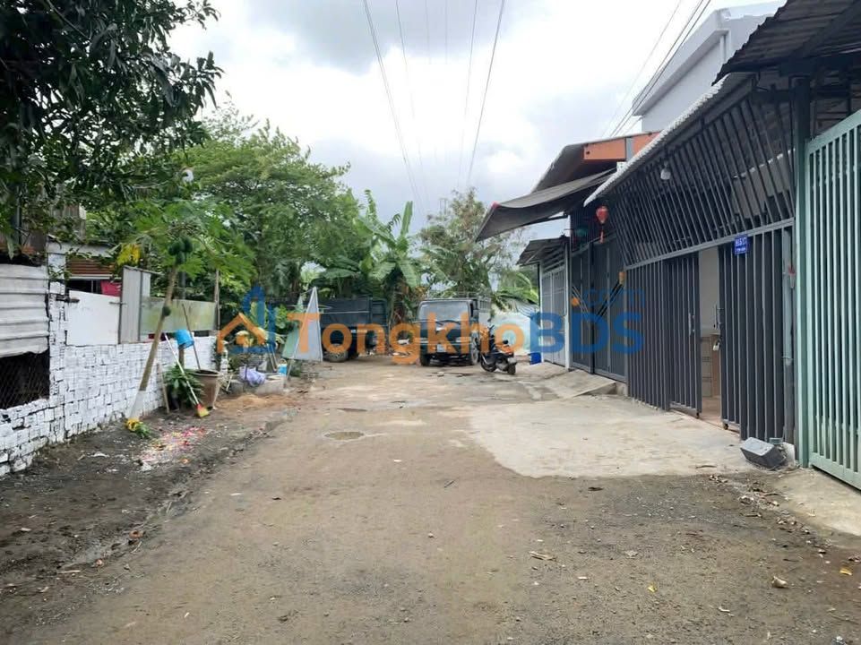 Nhà Ba Son Tôn Đản 72m² - Giá 1.28 Tỷ, Kiệt Ô Tô Vào Cửa