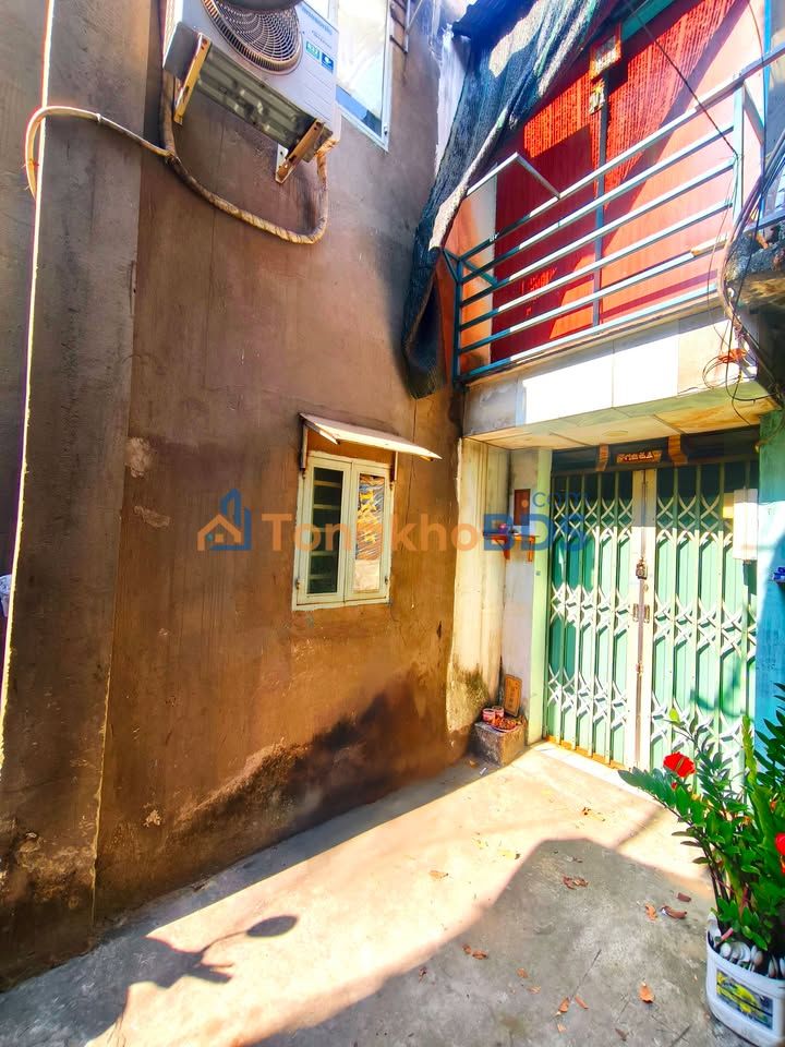 Nhà Mặt Tiền Lạc Long Quân, Quận 11 - Ô Tô Tới Nhà, 1.x Tỷ