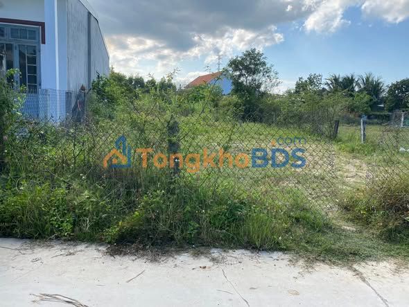 Đất nền Ninh Lộc - Ninh Hòa 195m² (120m² thổ cư) - Giá 6xx triệu, tiềm năng chia 2 lô