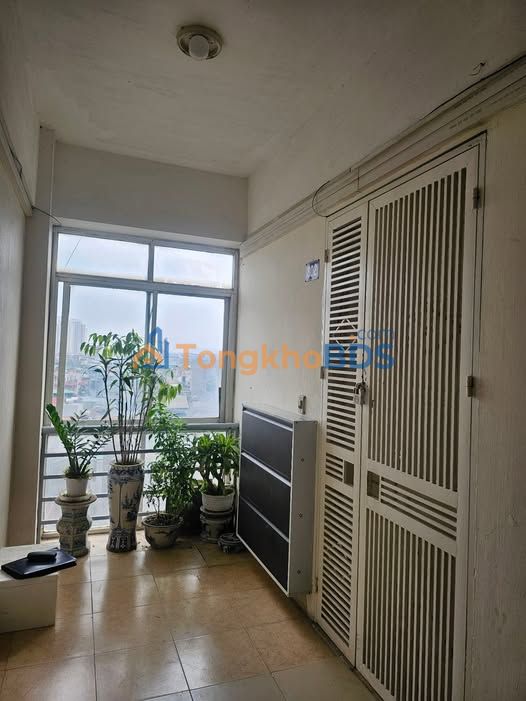 Chung cư góc 65m² view hồ, Hai Bà Trưng - Sổ đỏ chính chủ, ở ngay!
