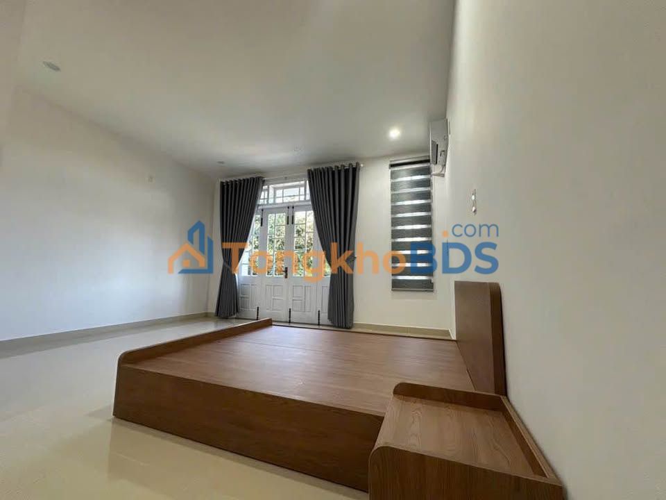 Nhà Phố Sơn Trà 80m² - Dòng Tiền 200 Triệu/Năm - Gần Biển