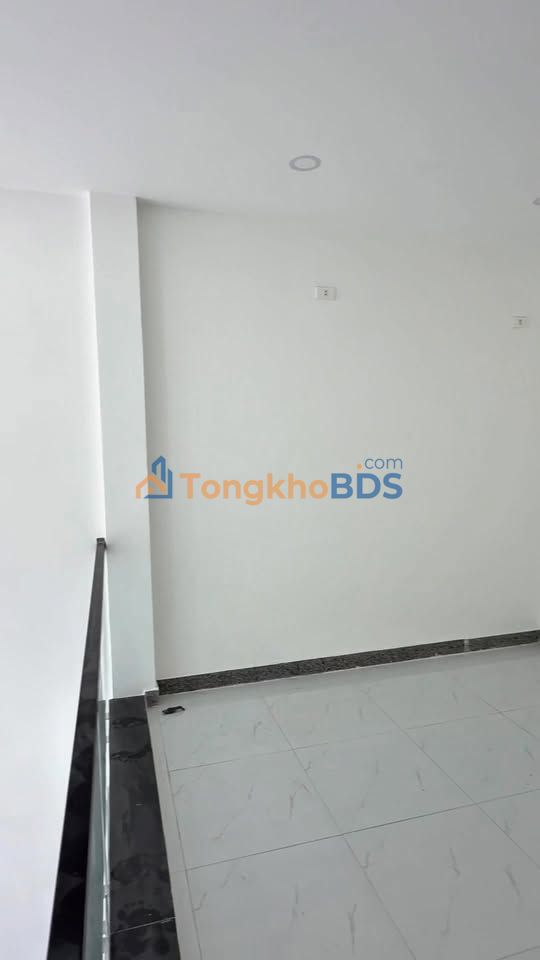 Nhà Mặt Tiền 62m² View Công Viên Hà Thanh - Sổ Hồng Sẵn - Giá 3.x Tỷ