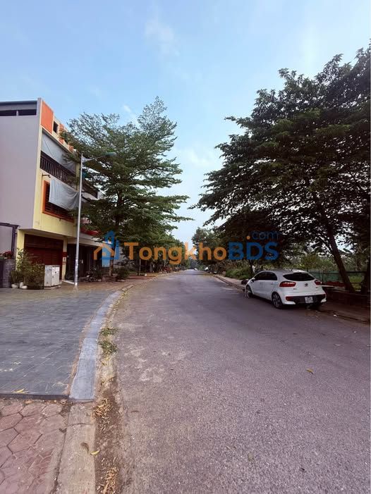 Nhà Gác Lửng 81m² Phố Mới, Lào Cai - 2.x Tỷ, Gần Chợ, Trường, Cửa Khẩu