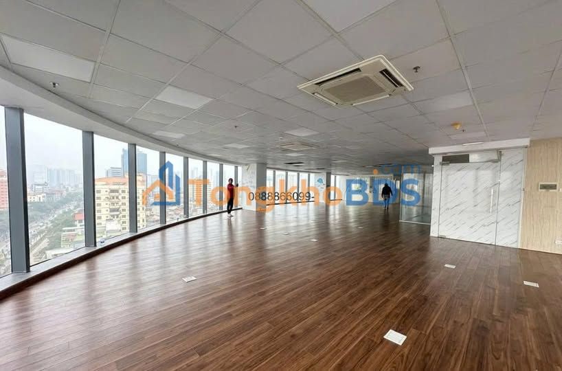 Cho thuê văn phòng Hoàng Quốc Việt 100m² - 300m² - Giá chỉ từ 14 USD/m²