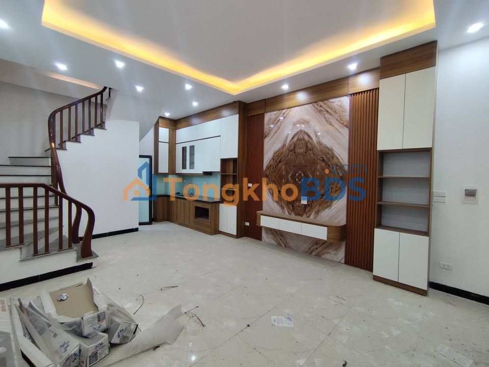 Nhà 35m² Phú Lương, Hà Đông - 3.2 Tỷ, Sổ Hồng Sẵn Sàng