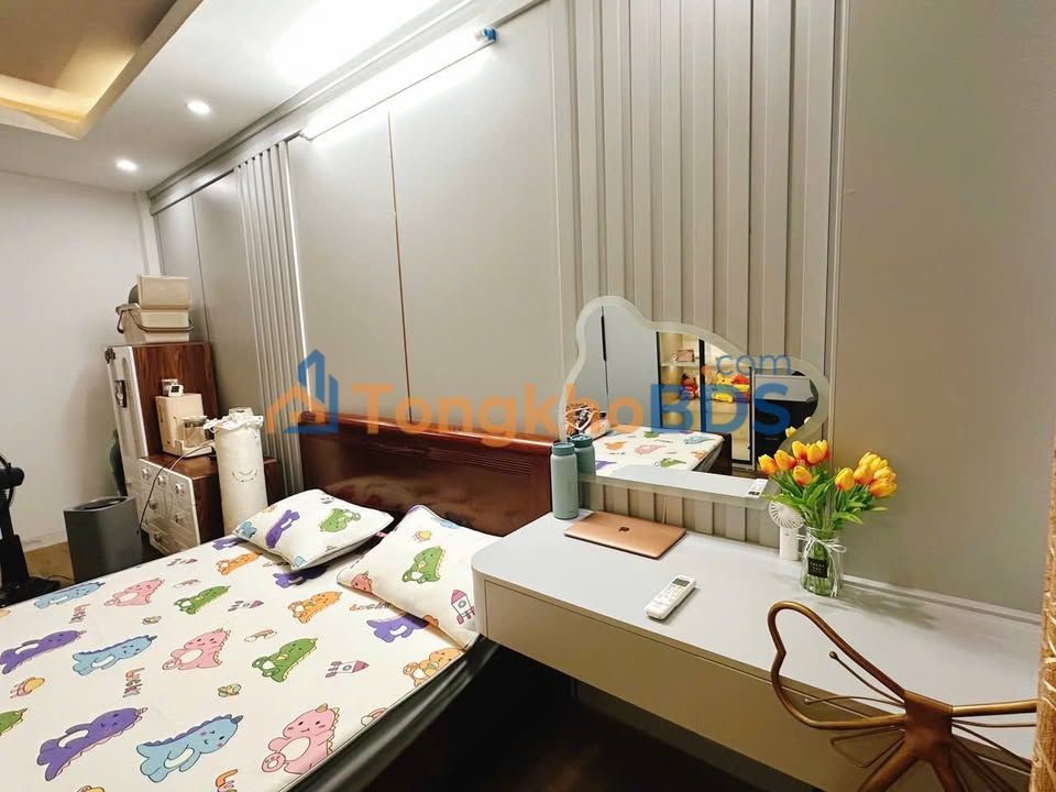 Cho thuê nhà 5 tầng Bà Triệu, Hà Đông - Sẵn sàng ở ngay