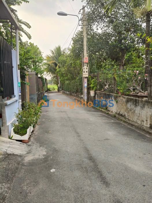 Nhà Cấp 4 Hiệp Thành TDM 100m² - Thổ Cư 100% - Giá 2.55 Tỷ