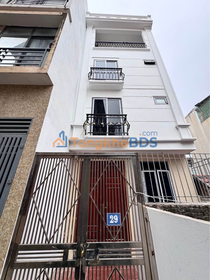 Nhà 4 Tầng Di Trạch - Sát Vành Đai 3.5 - Sổ Đỏ 5 Tỷ