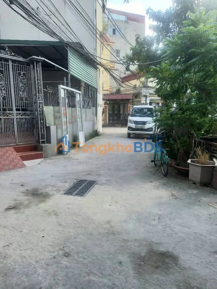 Nhà riêng Lĩnh Nam 39m² - Ngõ ô tô thông 2 chiều - 7.9 tỷ