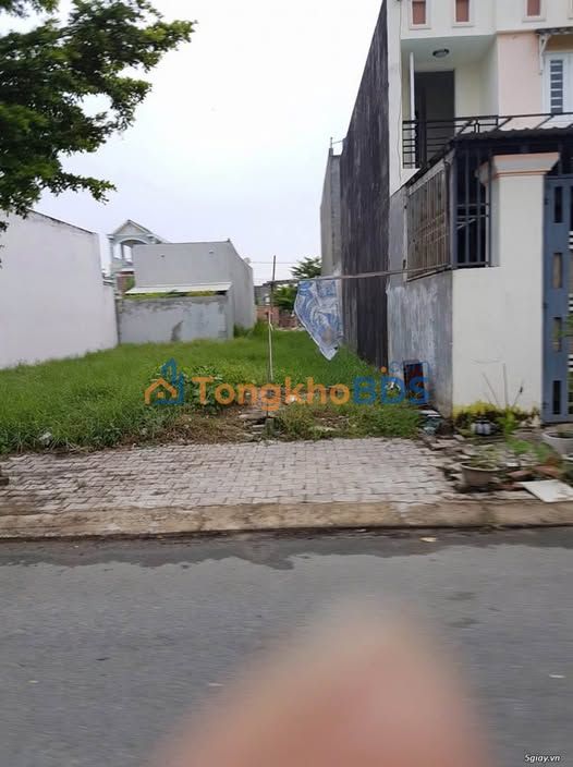 Bán Gấp Đất Láng Thượng 100m² - Sổ Đỏ Chính Chủ, Giá Cắt Lỗ 2.8 Tỷ