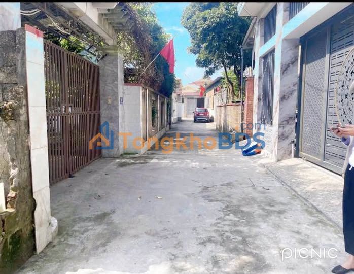 Đất nền Xóm 18 Nghi Phú 100m² - Sổ đỏ, giá đầu tư 2.9 tỷ