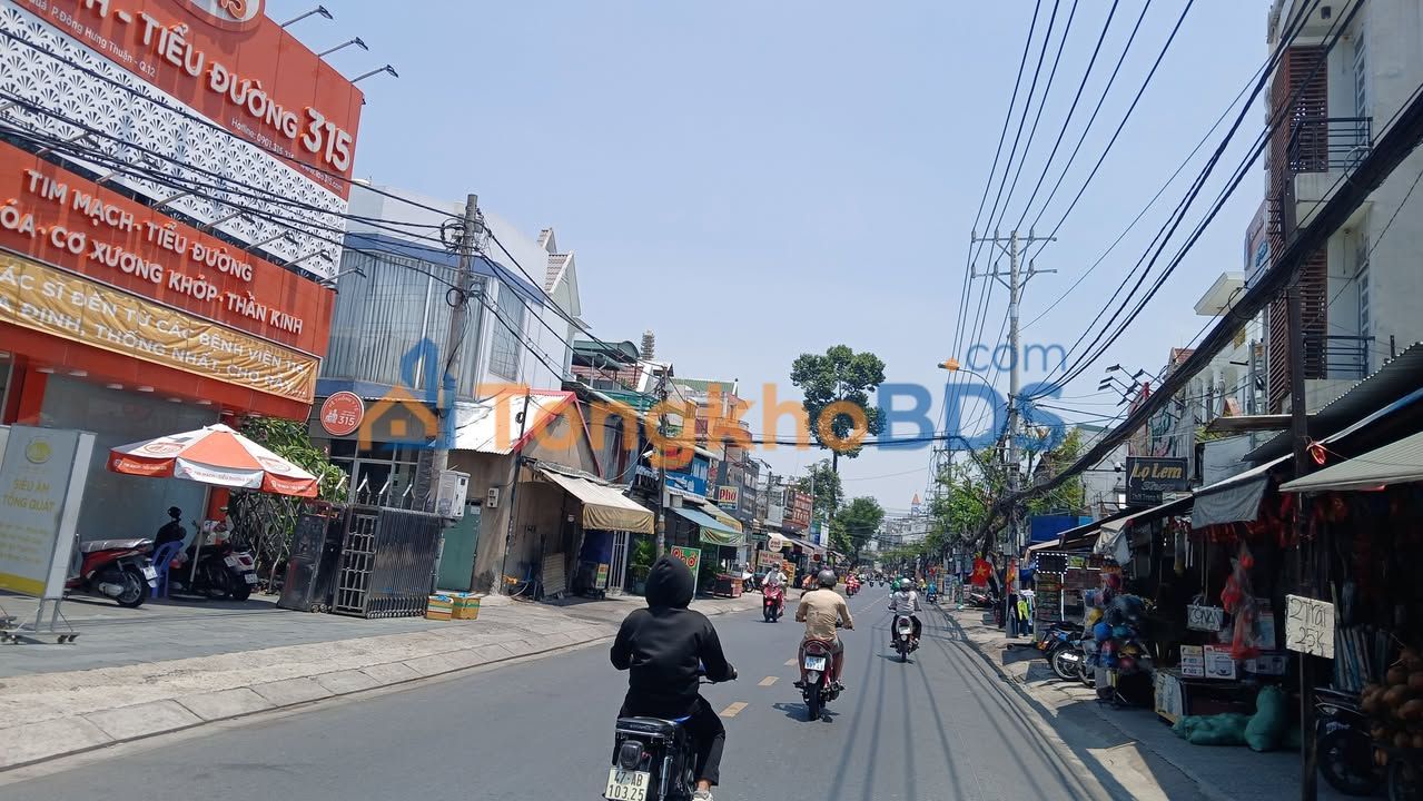 Nhà Phố Đông Hưng Thuận Q12 - 3.65 Tỷ, 124m², Sổ Hồng Riêng