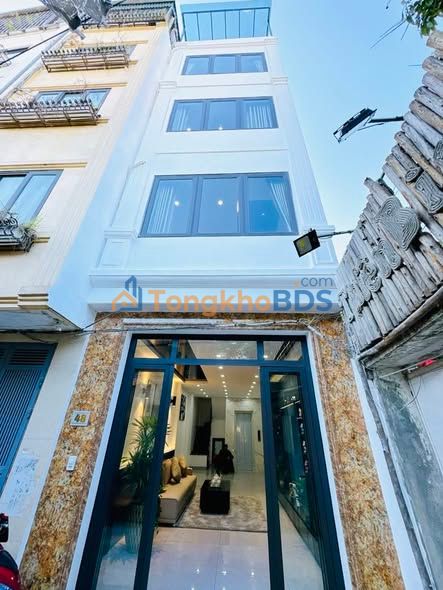 Nhà Lô Góc Kim Ngưu, 44m², 6 Tầng Thang Máy - Giá 12 Tỷ