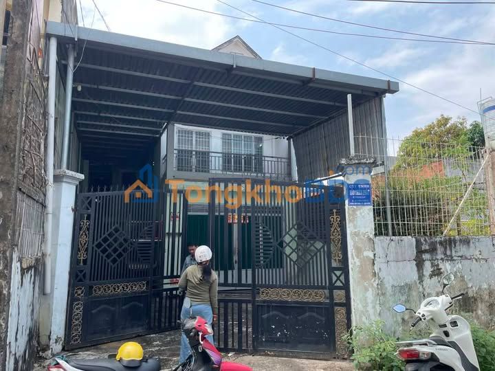 Nhà 220m² Mặt Tiền Kinh Doanh Long Khánh - Giá 4.5 Triệu/Tháng