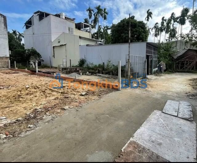 Đất thổ cư 102m² nở hậu, ô tô tận nơi, gần chợ TP. Quảng Ngãi - 1.1 tỷ