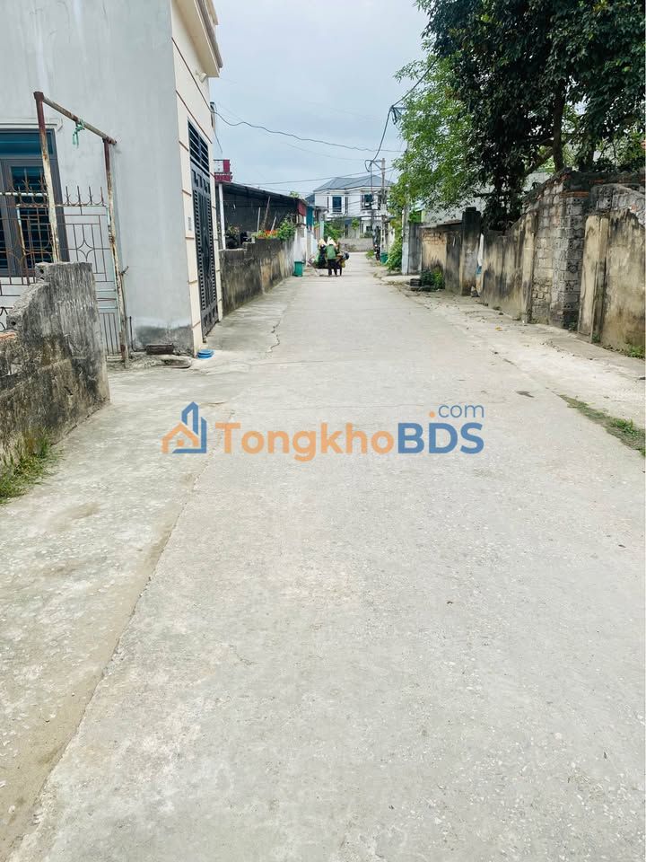 Đất Nền Quảng Thành 140m² Full Thổ - Giá 1 Tỷ - Sổ Hồng Sẵn Sàng